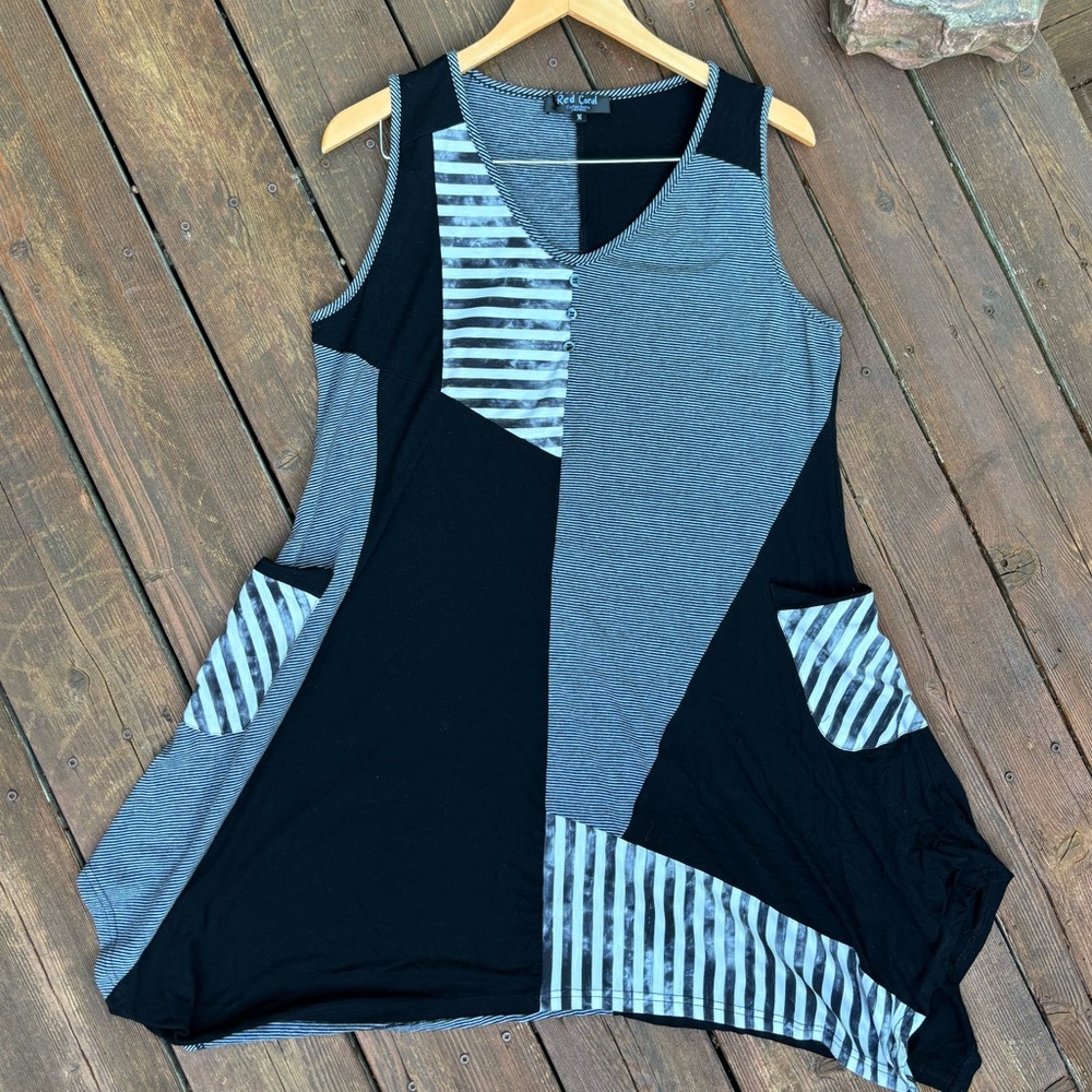 Asymmetrical Black and Gray Dress,  Sleeveless Bubble Tunic Dress, striped dress